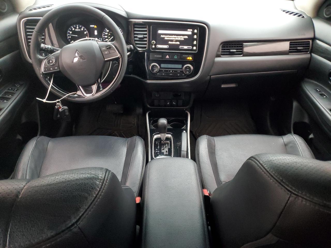 2017 MITSUBISHI outlander