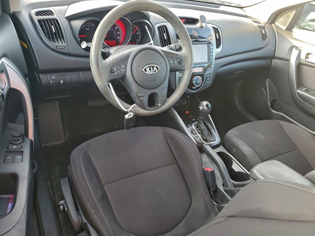 2013 KIA FORTE