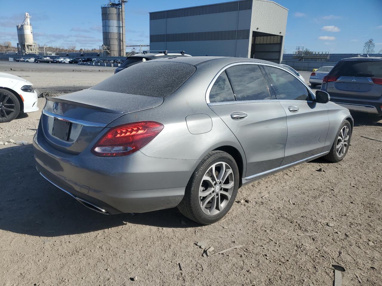 2016 MERCEDES-BENZ C-CLASS