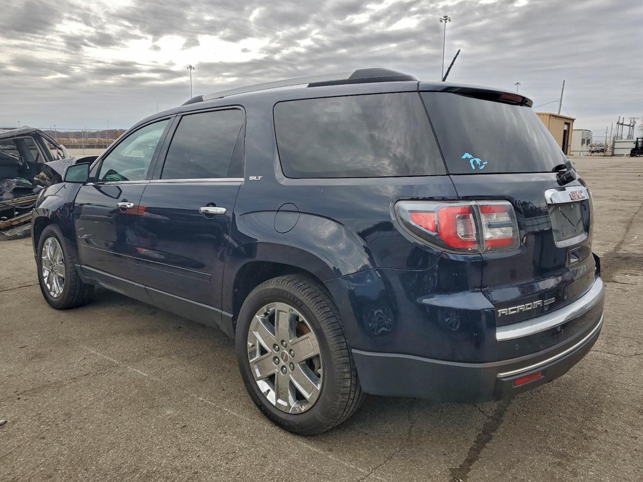 2017 GMC ACADIA