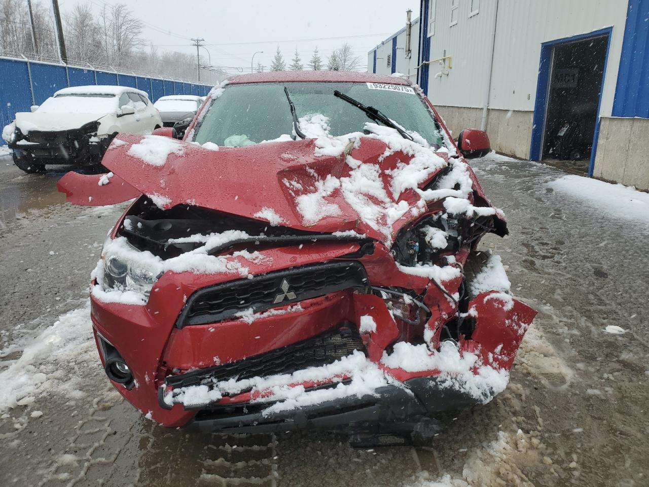 2015 MITSUBISHI RVR