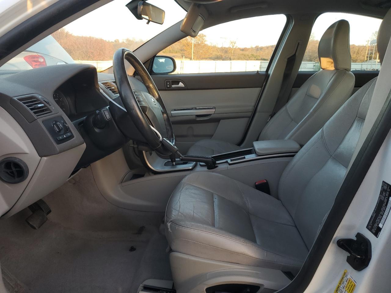 2010 VOLVO S40
