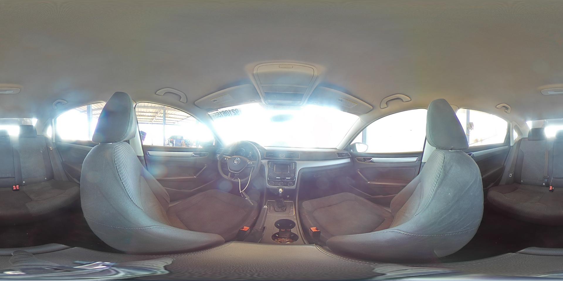 2017 VOLKSWAGEN Passat