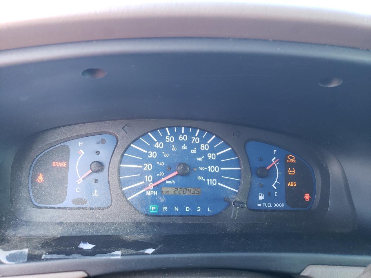 2003 TOYOTA SIENNA