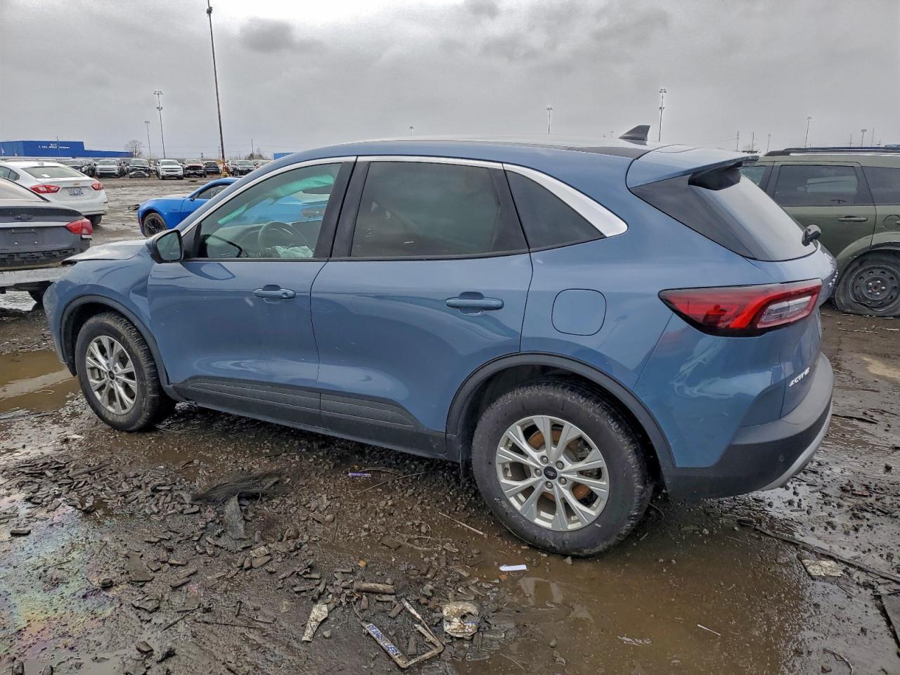 2023 FORD ESCAPE