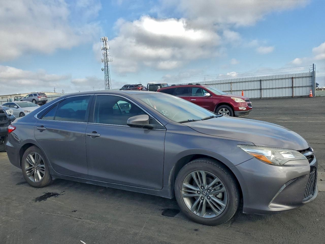 2017 TOYOTA CAMRY