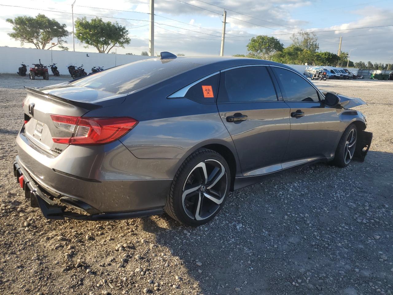 2018 HONDA ACCORD