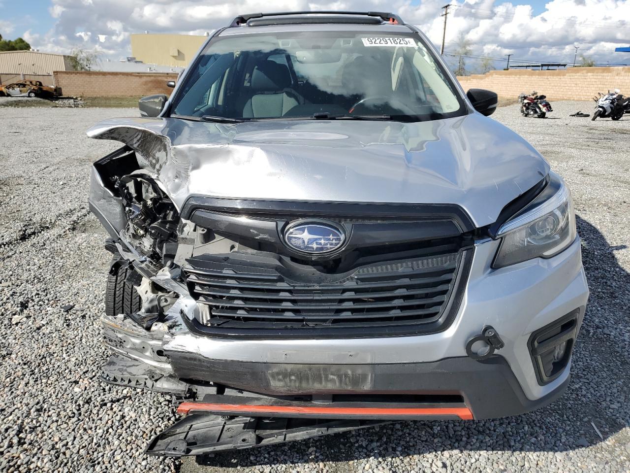 2019 SUBARU FORESTER