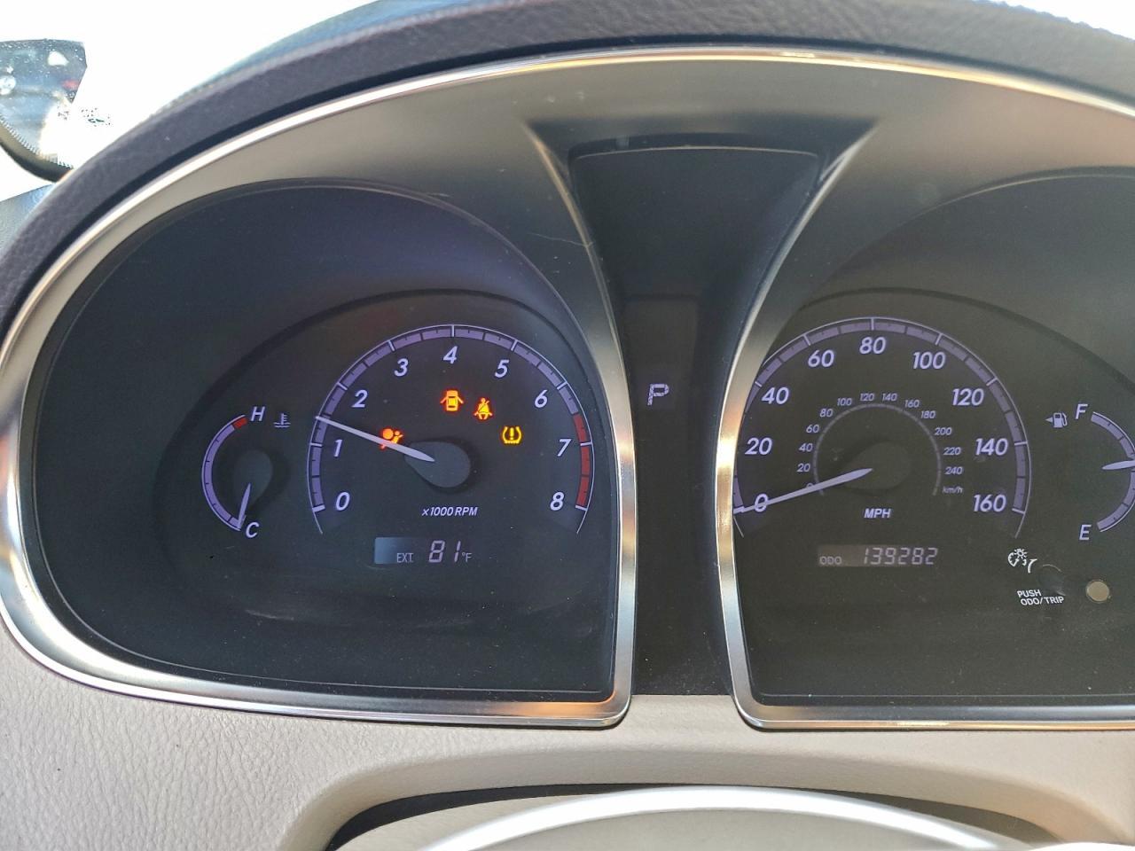 2011 TOYOTA Avalon