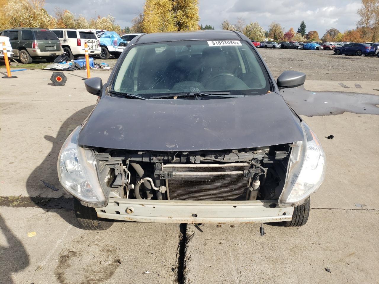 2019 NISSAN VERSA