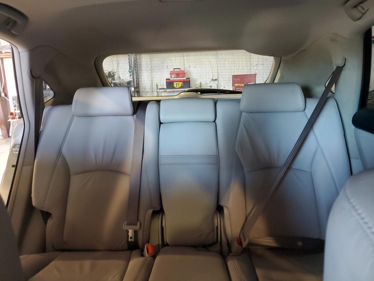 2005 LEXUS Rx 330