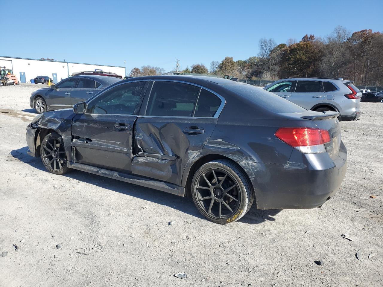 2013 SUBARU Legacy