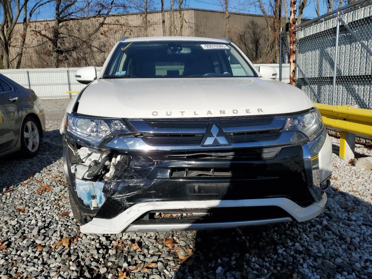 2018 MITSUBISHI outlander