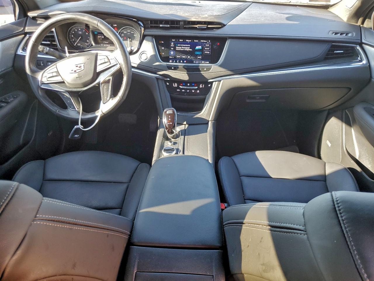 2023 CADILLAC XT5