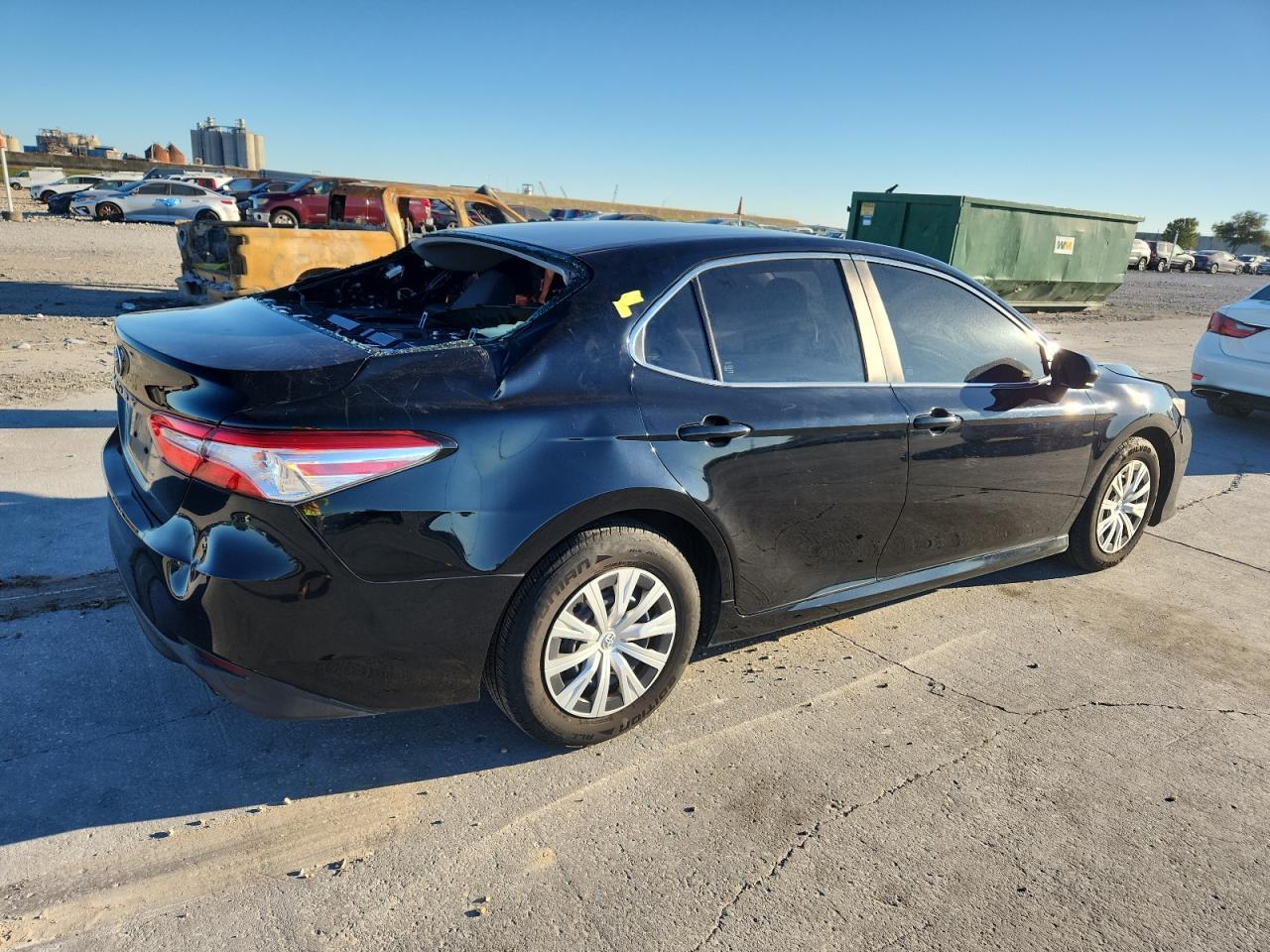 2018 TOYOTA CAMRY