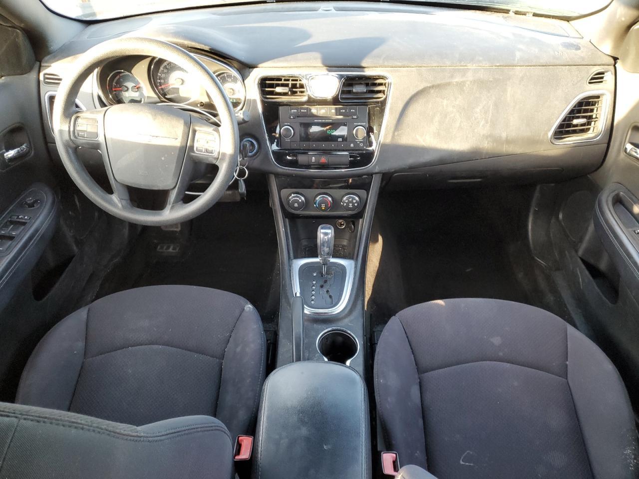 2012 CHRYSLER 200