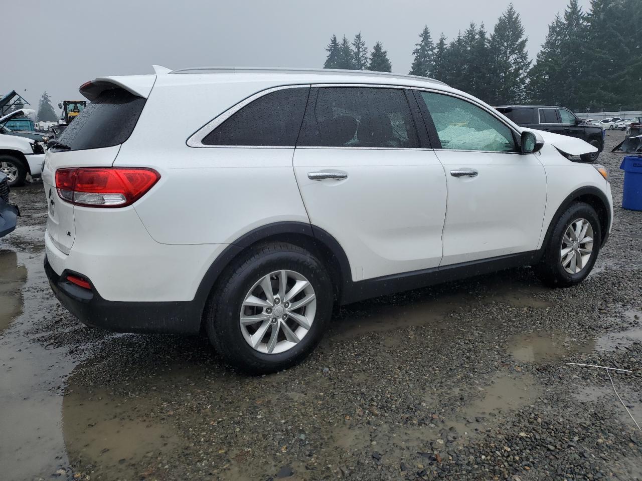 2016 KIA SORENTO