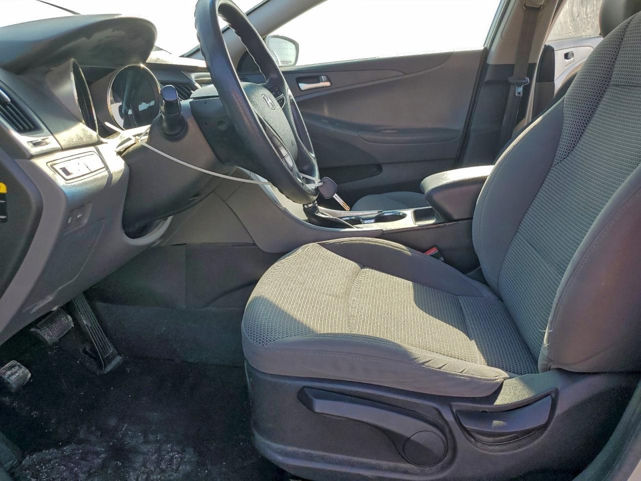 2012 HYUNDAI SONATA