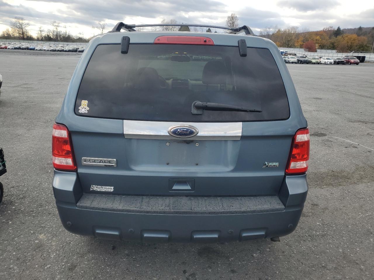 2011 FORD ESCAPE