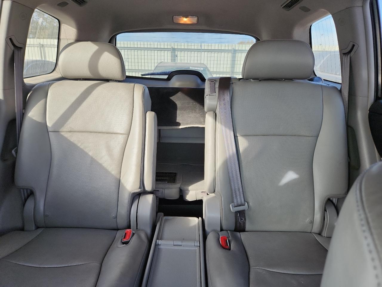 2012 TOYOTA HIGHLANDER