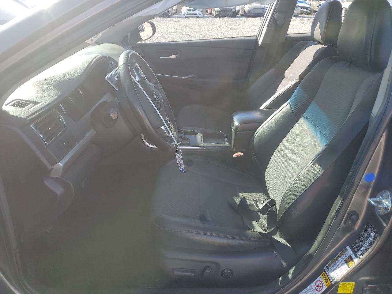 2016 TOYOTA CAMRY