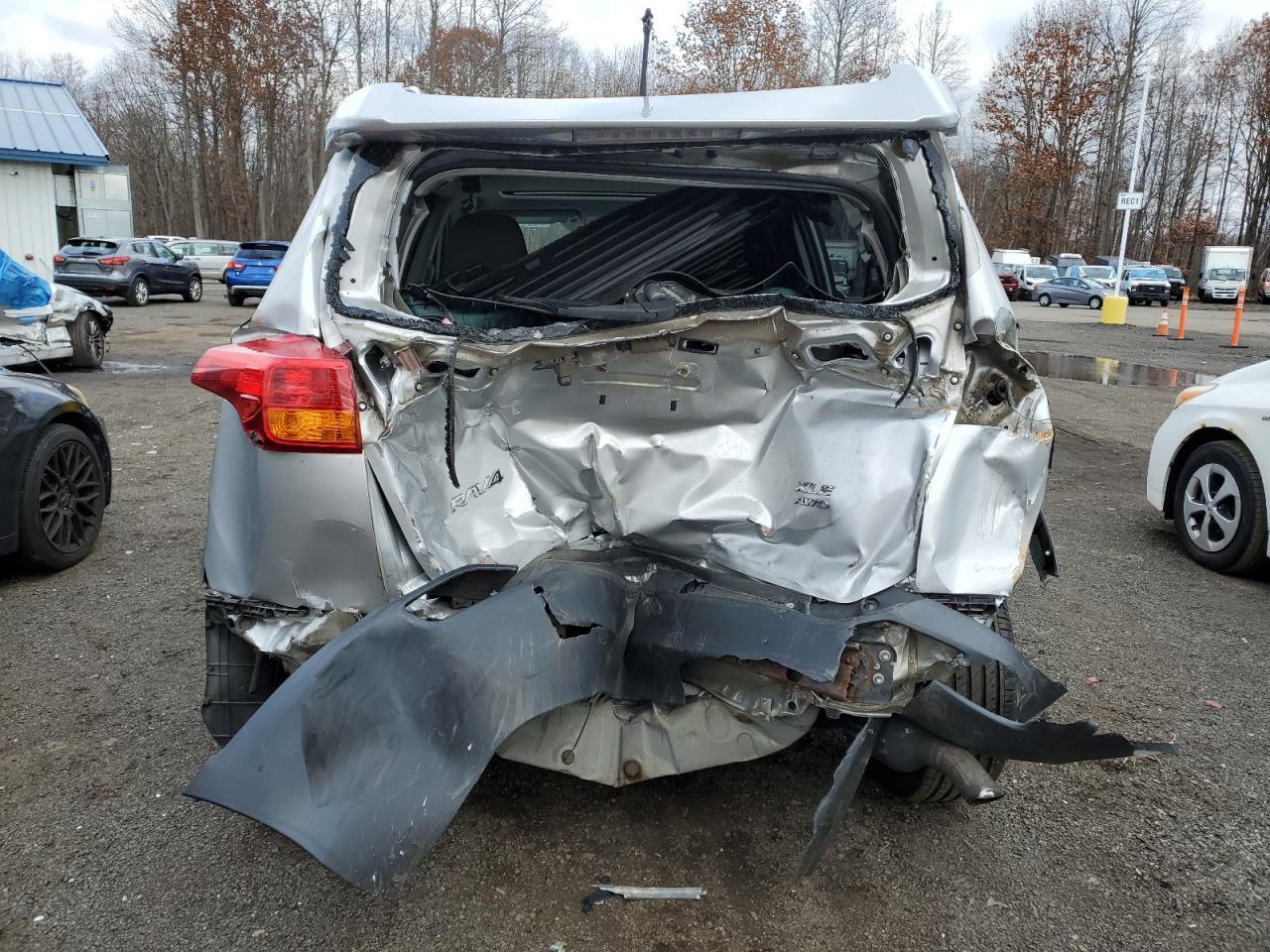 2014 TOYOTA RAV4