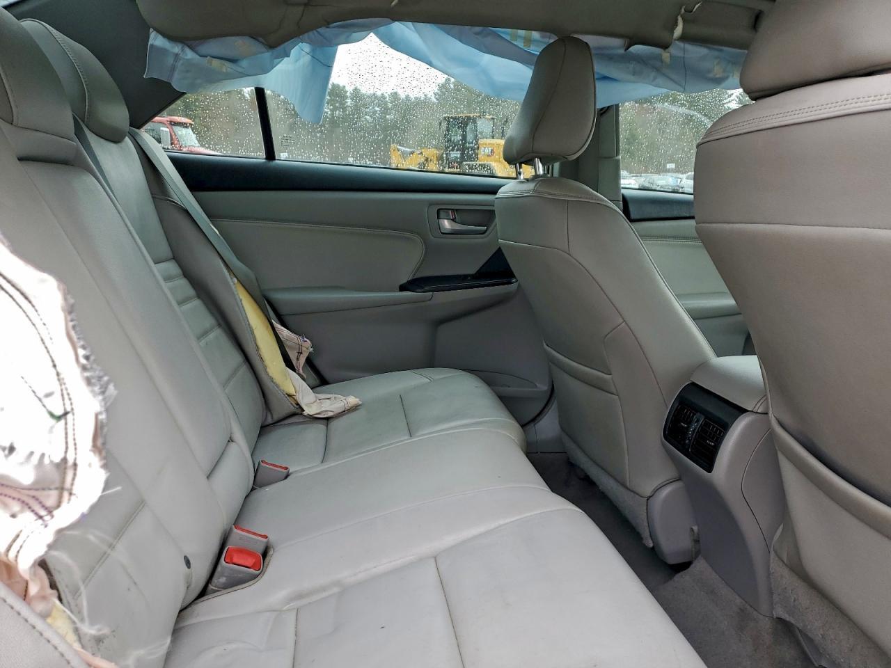 2016 TOYOTA CAMRY