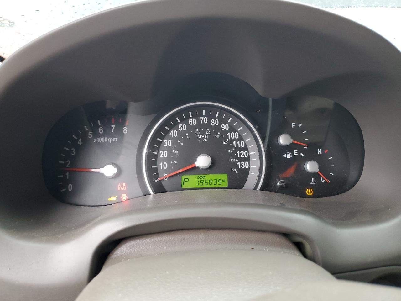 2010 KIA SEDONA