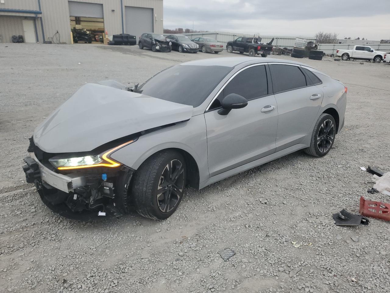 2023 KIA K5