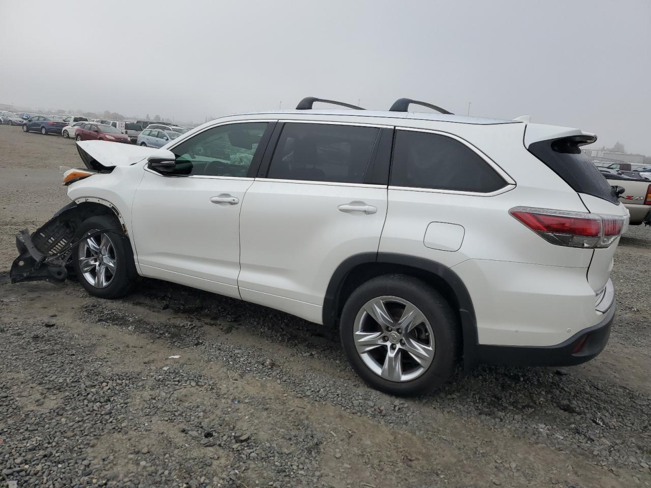 2015 TOYOTA HIGHLANDER