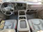 2004 CHEVROLET Suburban