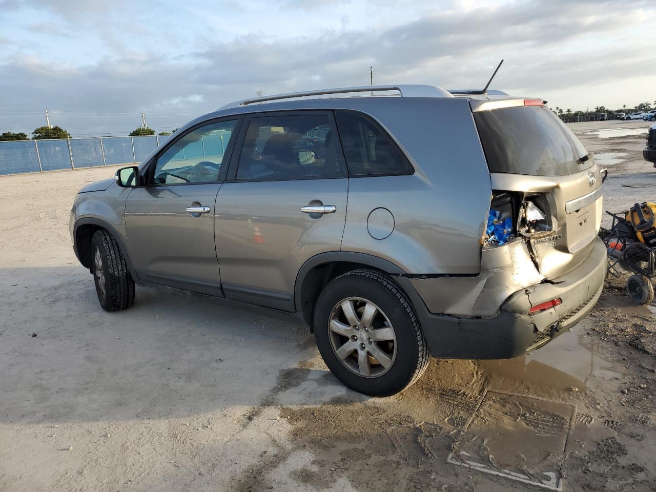 2011 KIA SORENTO