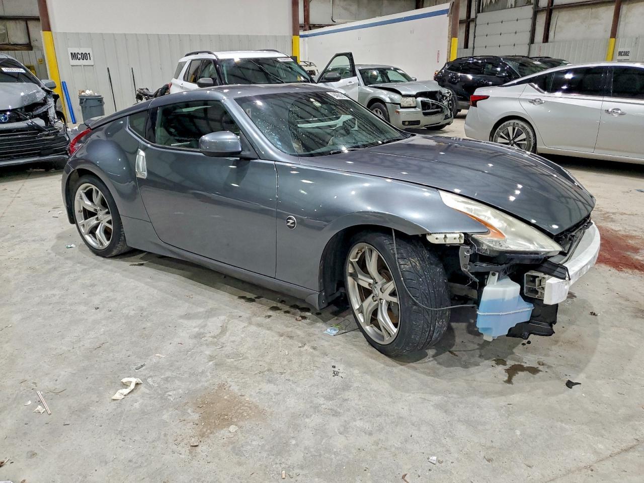 2012 NISSAN 370Z
