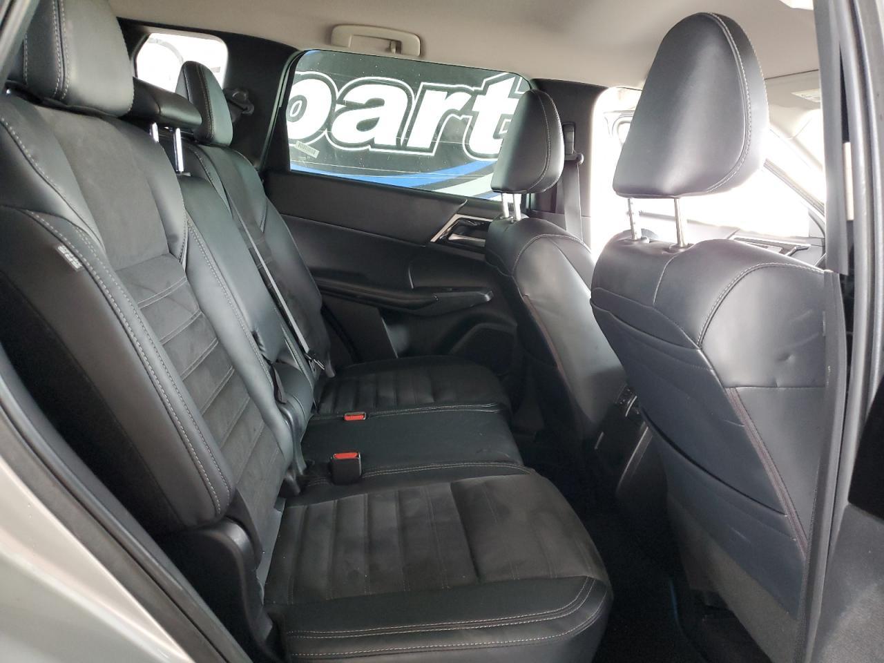2023 MITSUBISHI outlander