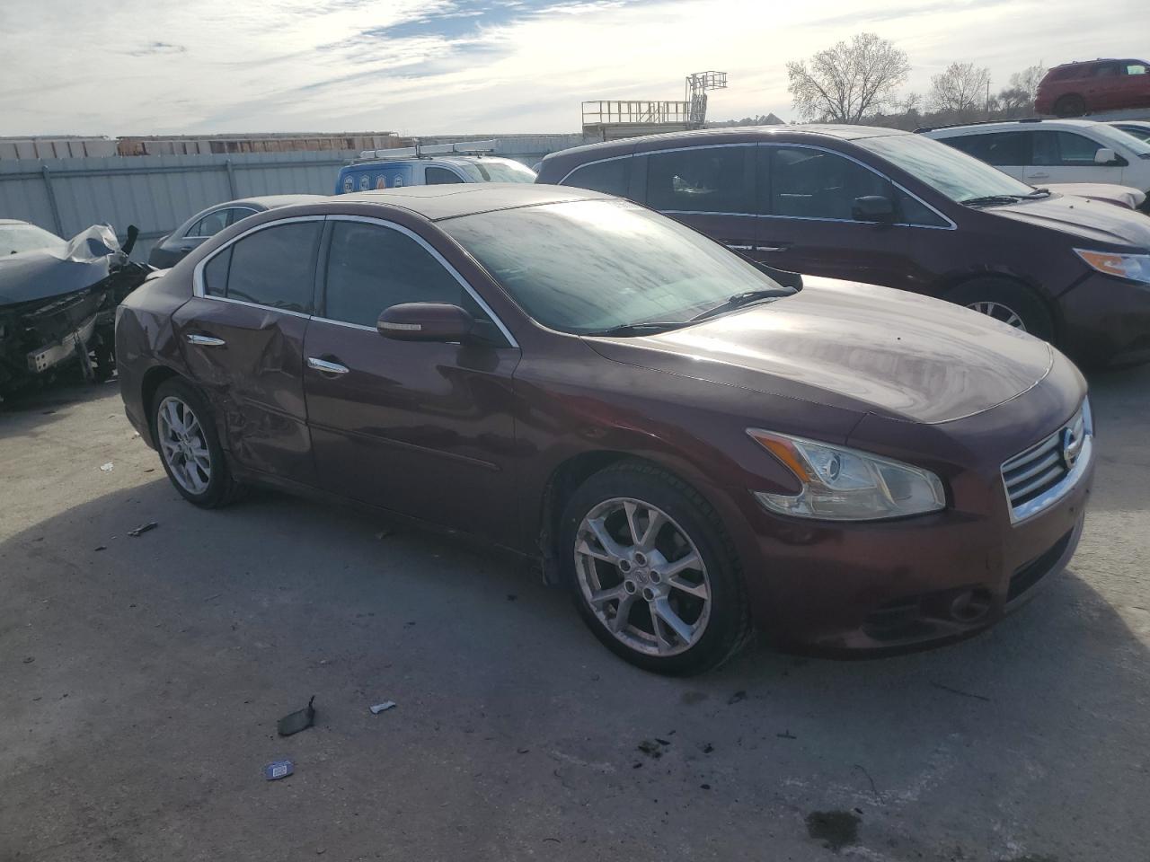 2013 NISSAN Maxima