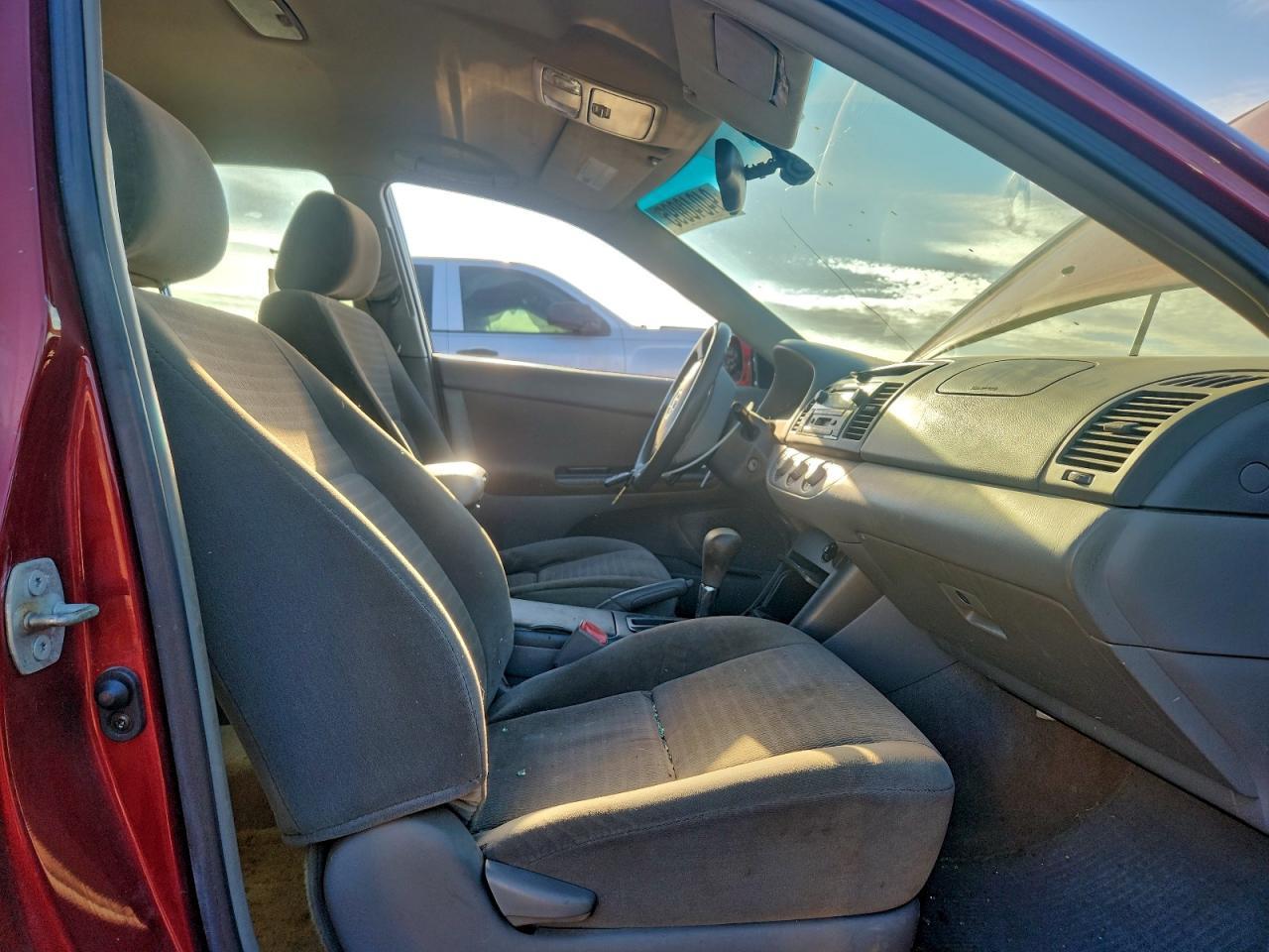 2005 TOYOTA CAMRY