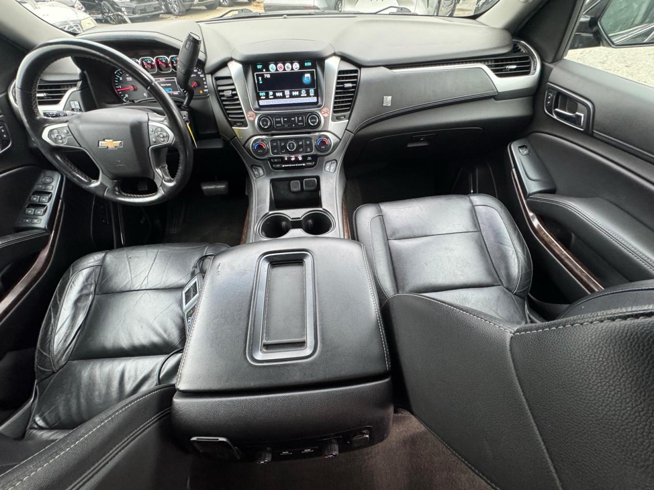 2018 CHEVROLET Suburban