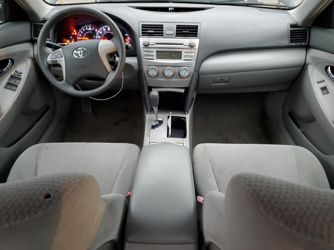 2011 TOYOTA CAMRY