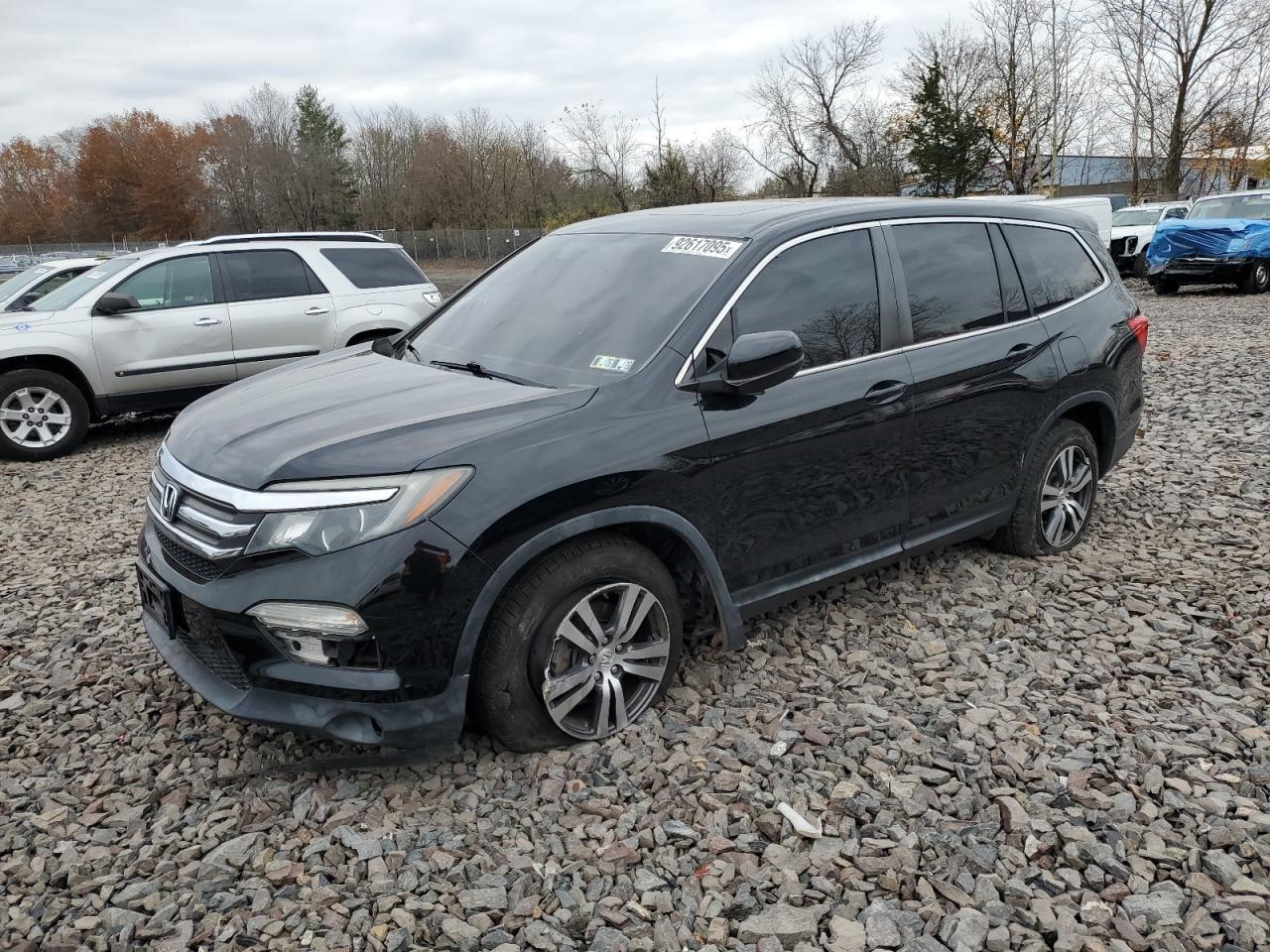 2017 HONDA PILOT