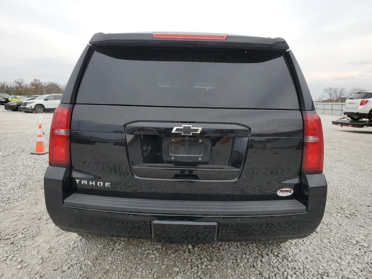 2016 CHEVROLET Tahoe