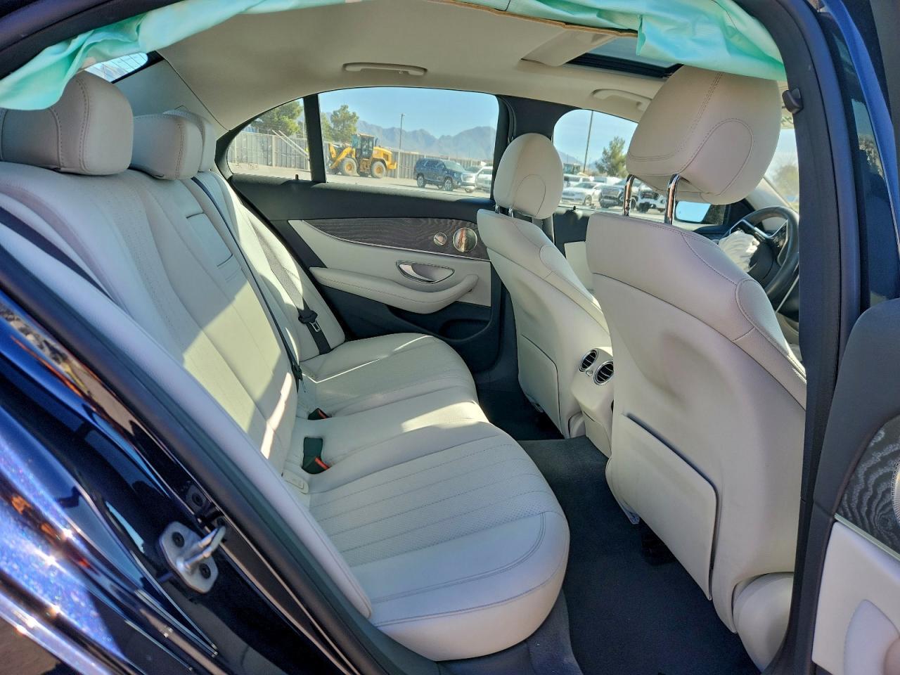 2022 MERCEDES-BENZ E-Class