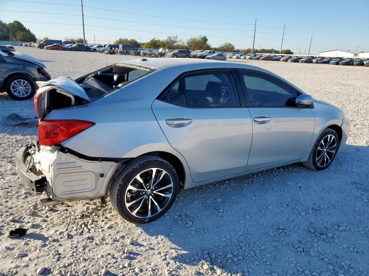 2017 TOYOTA COROLLA