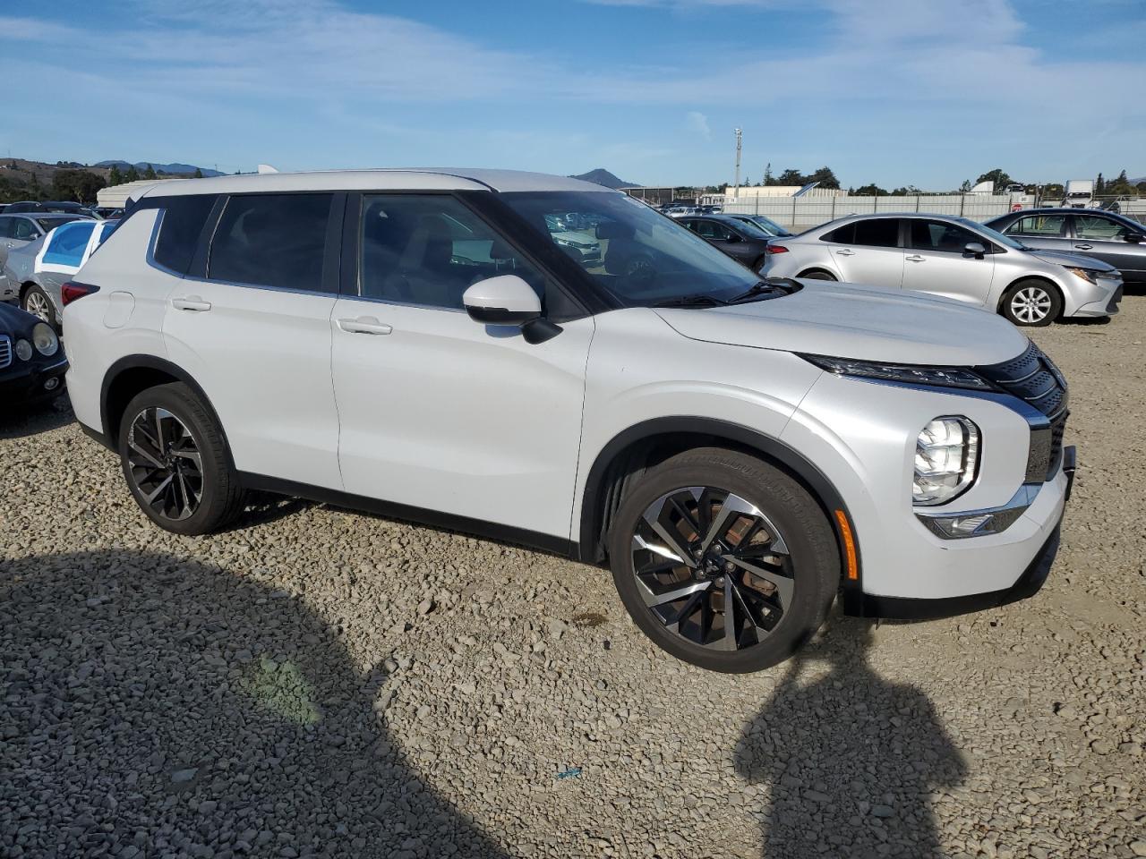 2022 MITSUBISHI outlander