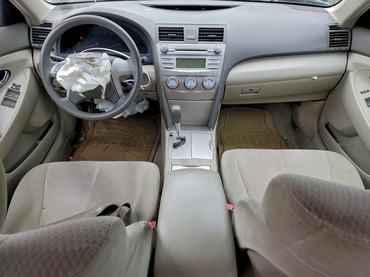 2011 TOYOTA CAMRY