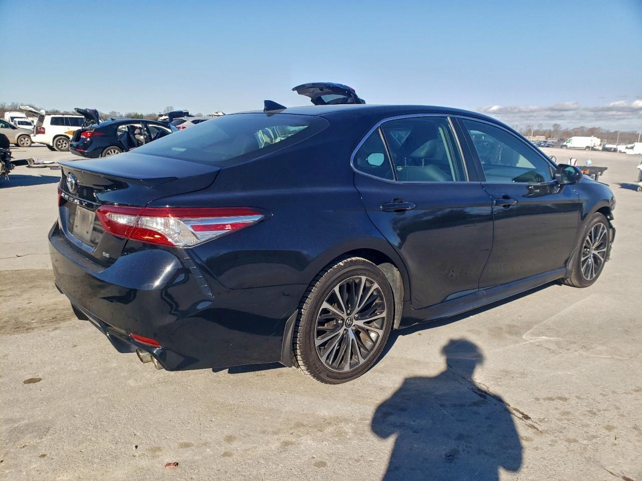 2020 TOYOTA CAMRY