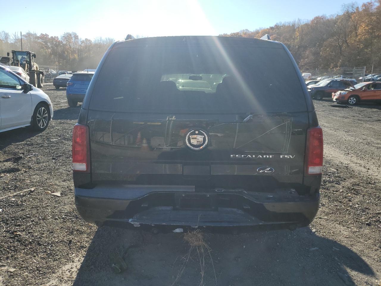 2004 CADILLAC Escalade ESV