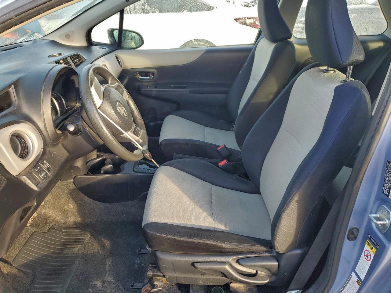 2012 TOYOTA YARIS