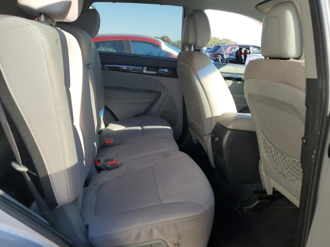 2014 KIA SORENTO