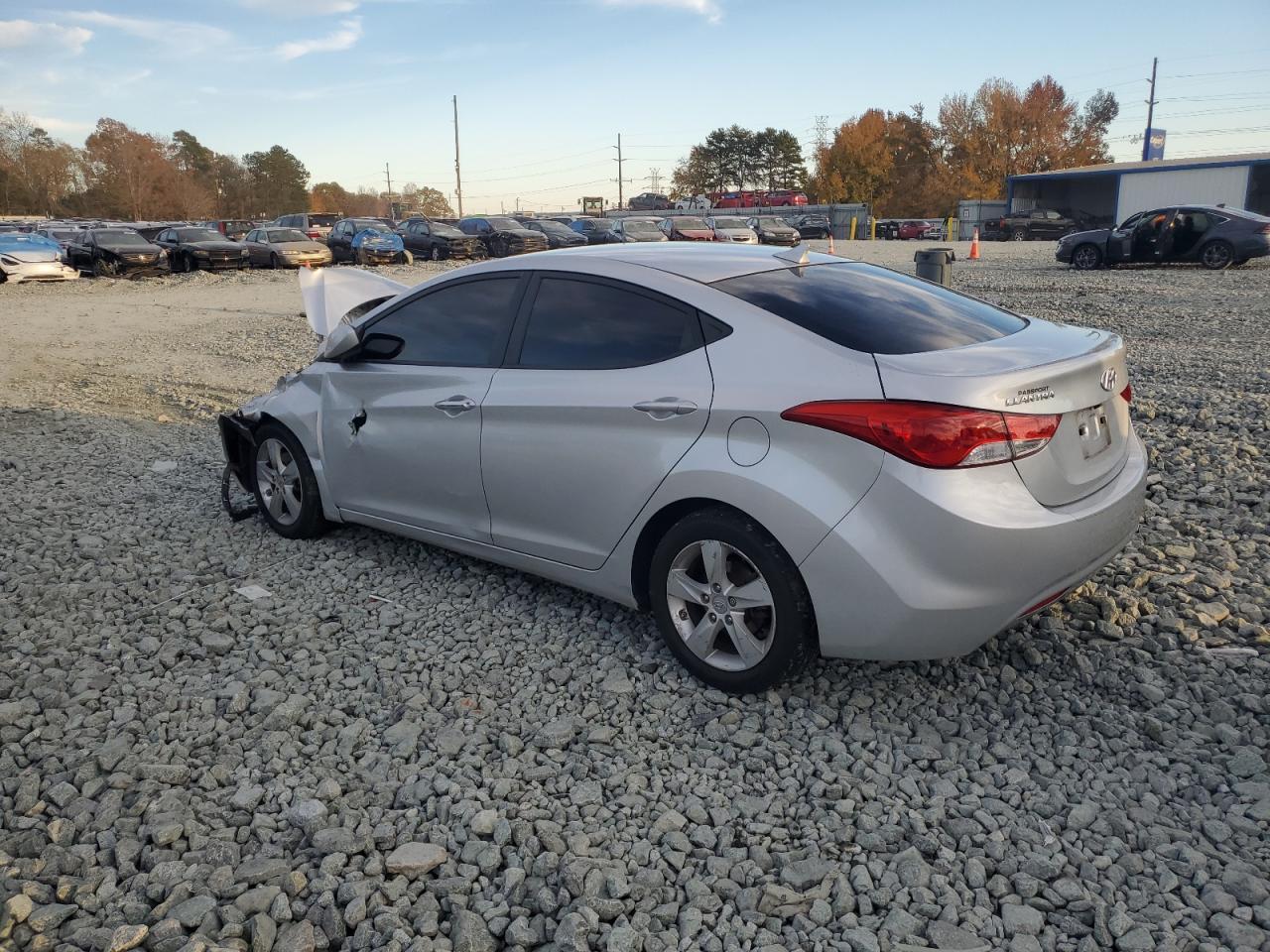 2012 HYUNDAI ELANTRA