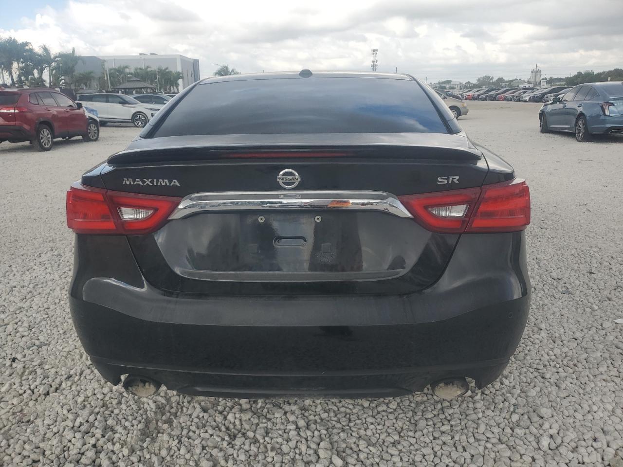 2016 NISSAN Maxima